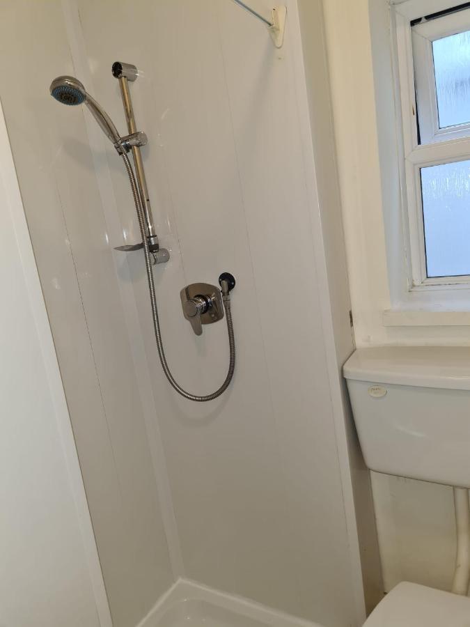 One Bedroom Apartment Dublin Bagian luar foto