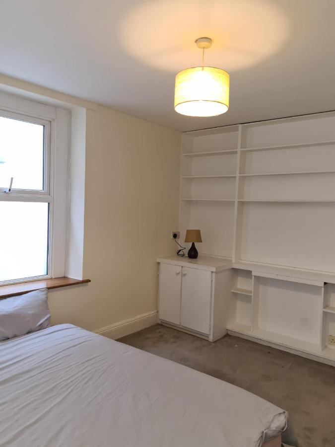One Bedroom Apartment Dublin Bagian luar foto