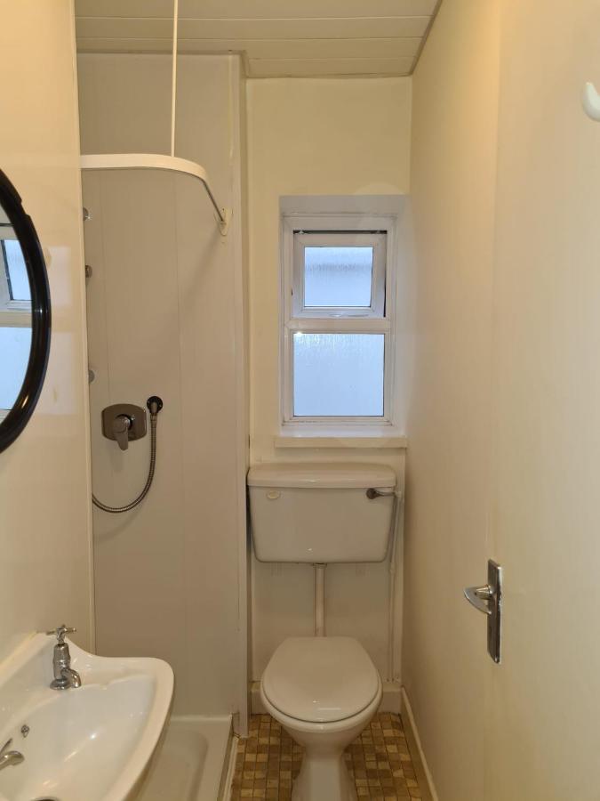 One Bedroom Apartment Dublin Bagian luar foto